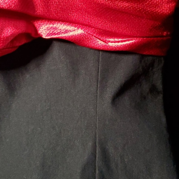 Red & Black Verdict Cocktail Dress - Picture 9 of 9